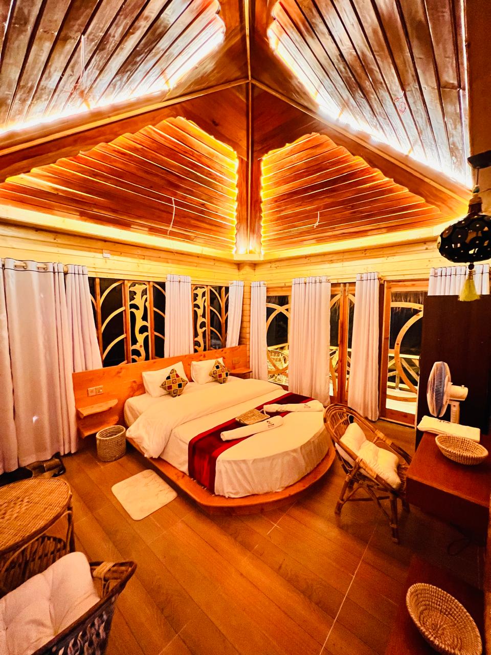 অরুনিকা Balcony / Bed
